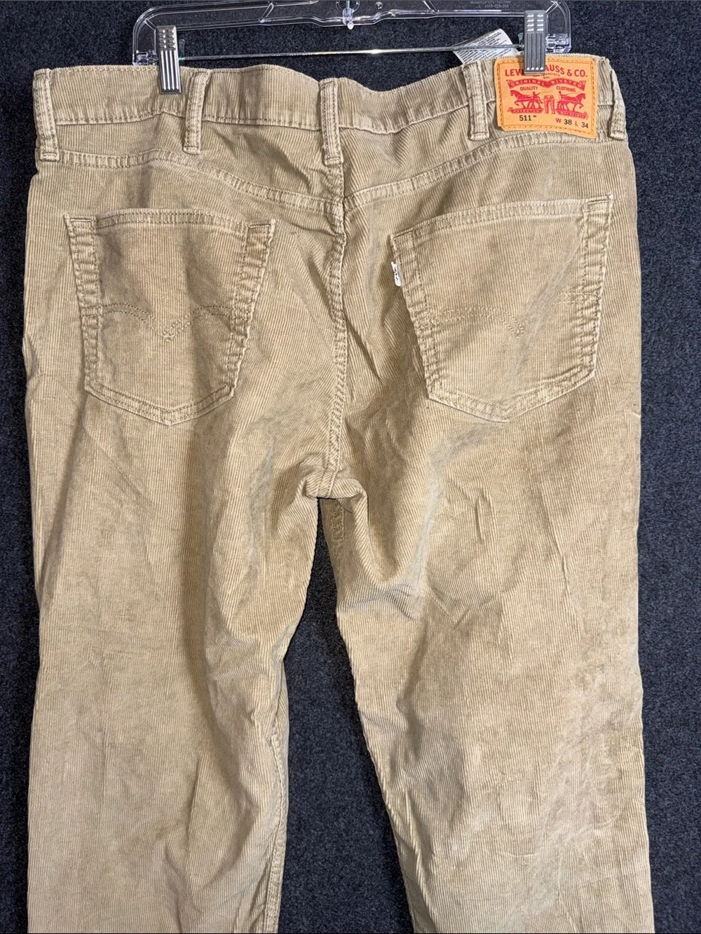 Levis slim closure texture